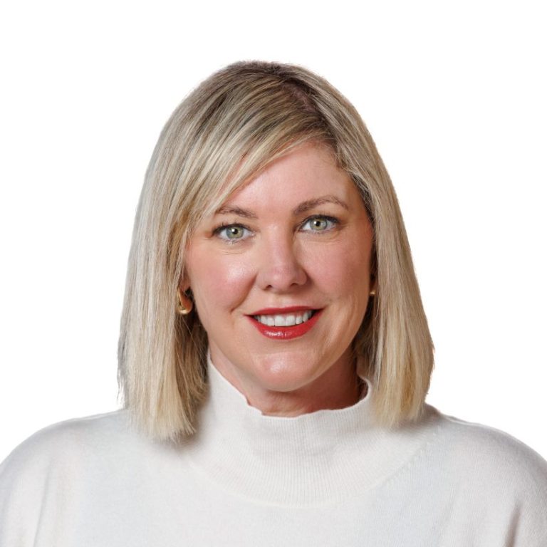 Rebecca Glauert Headshot