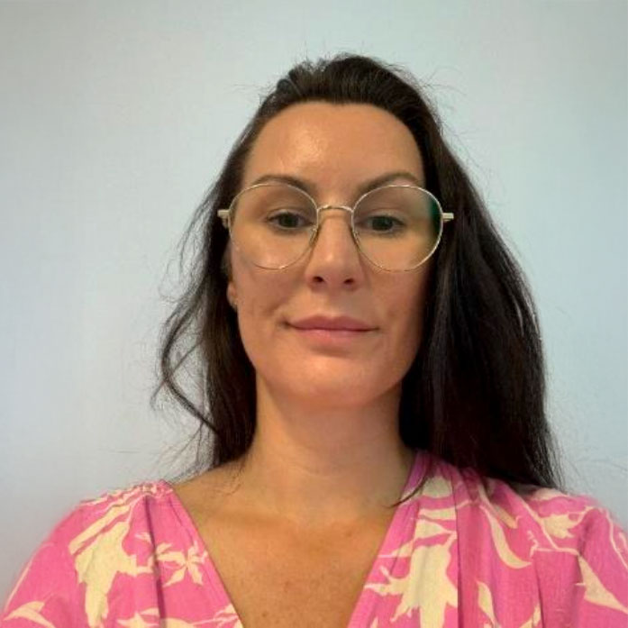 Alana Vanderwoude Headshot