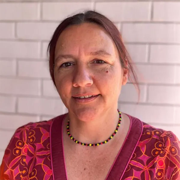 Renna Gayde Headshot