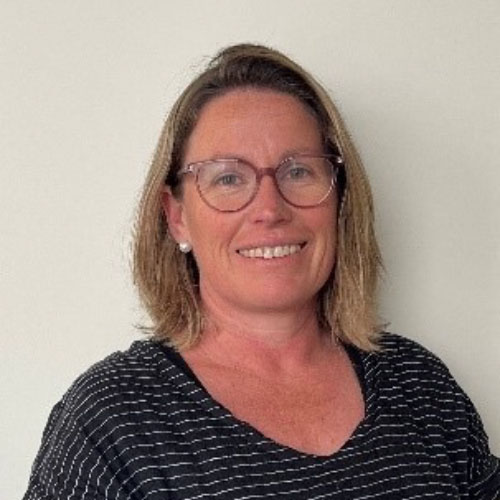 Tina Edwards-Pope Headshot